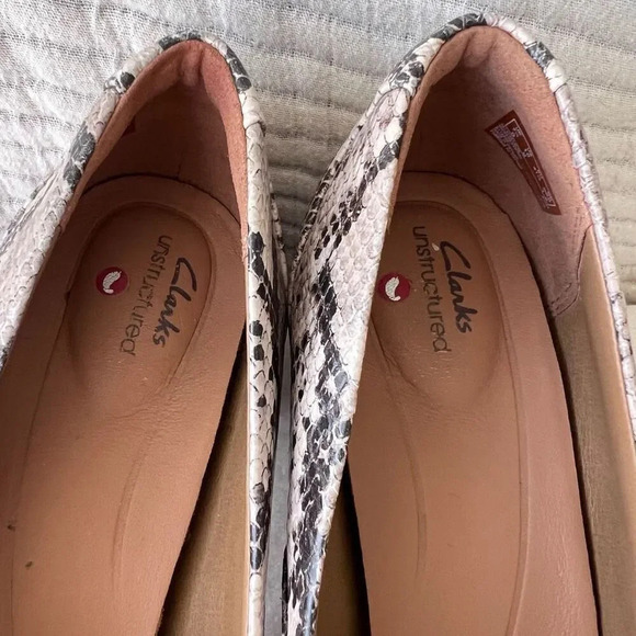 Clarks Womens Beige Snake Print Unstructured Block Heel‎ Pumps Shoes Size 10 - Picture 3 of 11